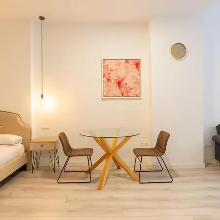 Urbe10 Plaza De La Constucion Premium Loft Málaga